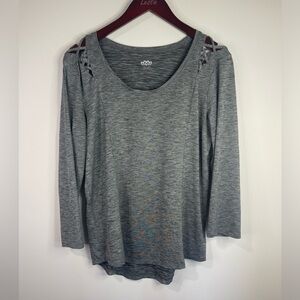 Maurice’s in motion athletic‎ long sleeve shirt